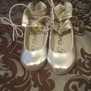 Toddler Flats